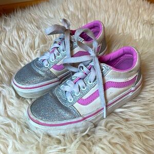 Girls Vans
